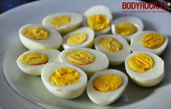 boiled-and-cut-eggs