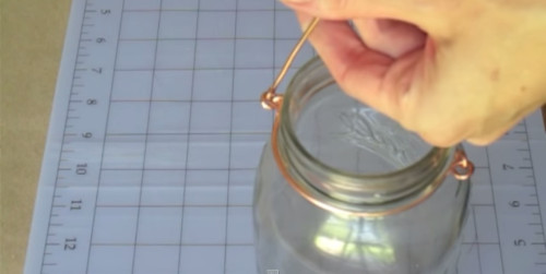 picture of a DIY mason jar lantern