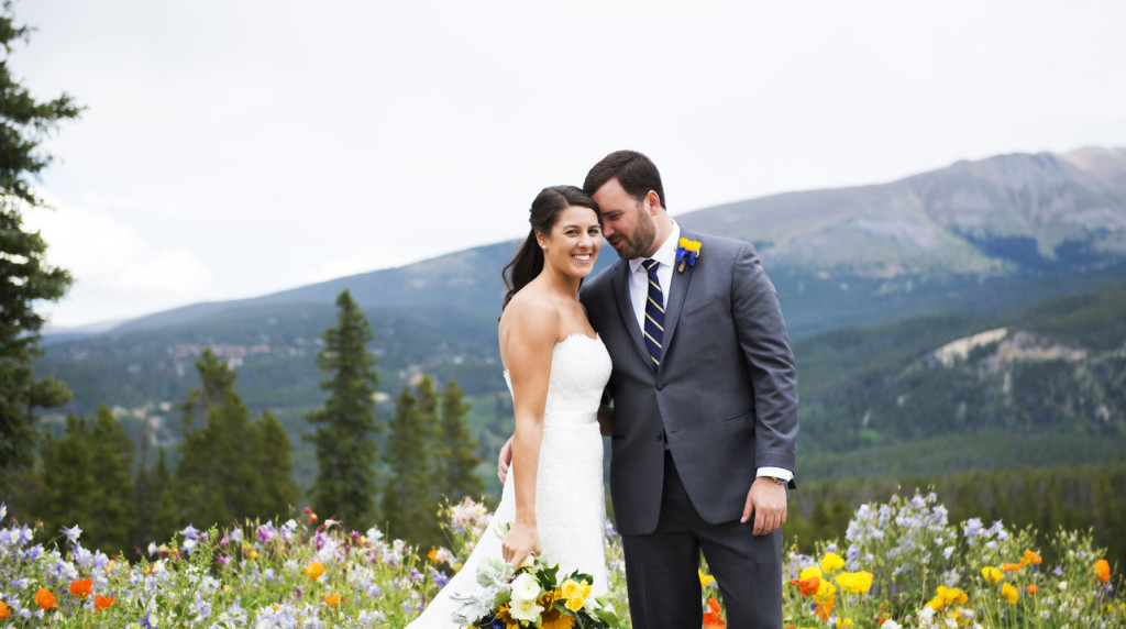 picture of a wedding in Breckenridge