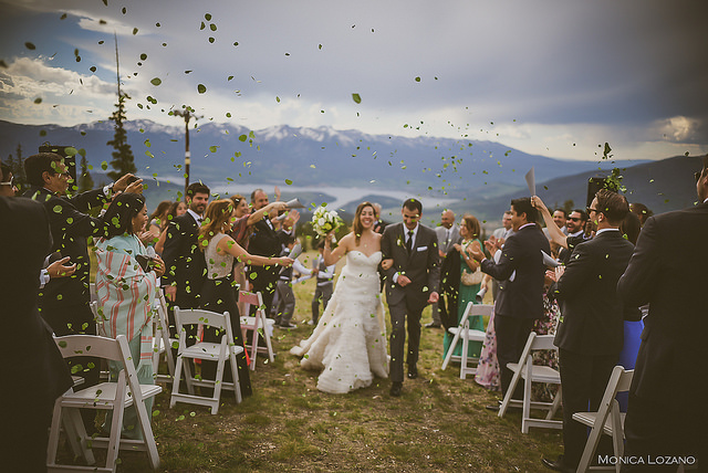 picture of a wedding in the Colorado mountains