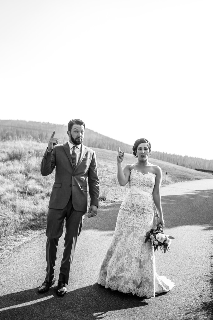 picture of a bride and groom in Breckenridge, Colorado